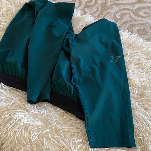 Gymshark Teal and Black Joggers Size M - Picture 9 of 9